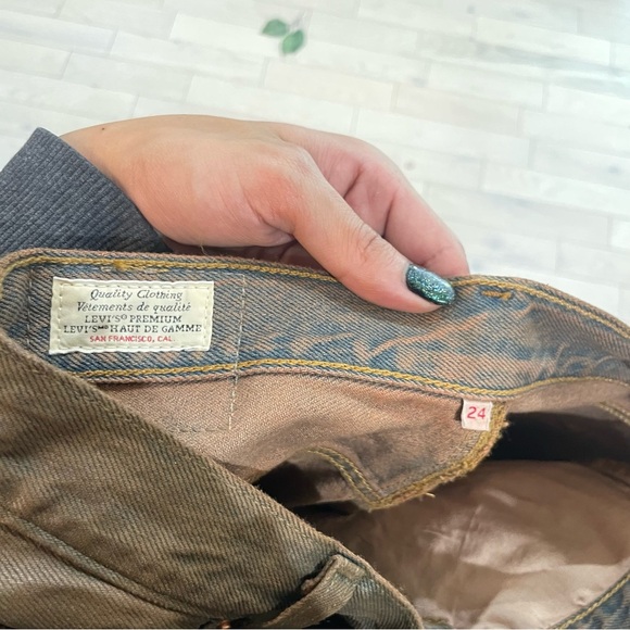 Vintage Levi's Women's Tan A-Line Skirt - Picture 7 of 7